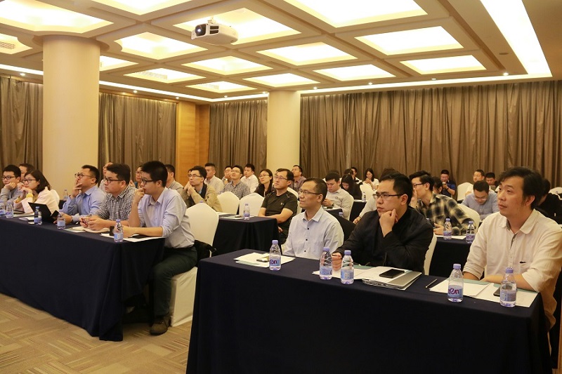 赋能数据分析创新应用，携手共赢大数据时代